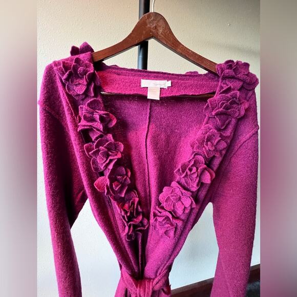 Spiegel 100% wool flowered ruffle trim belted cardigan wrap - Picture 2 of 7